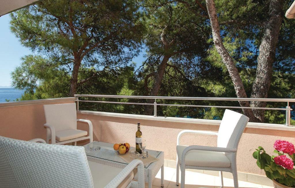 Beautiful Apartment By The Sea Прижба Экстерьер фото
